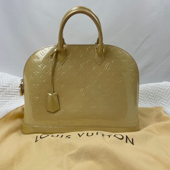 Louis Vuitton (Blanc Corail color) Alma GM Monogram Bag (from 2011) - Picture 2 of 16